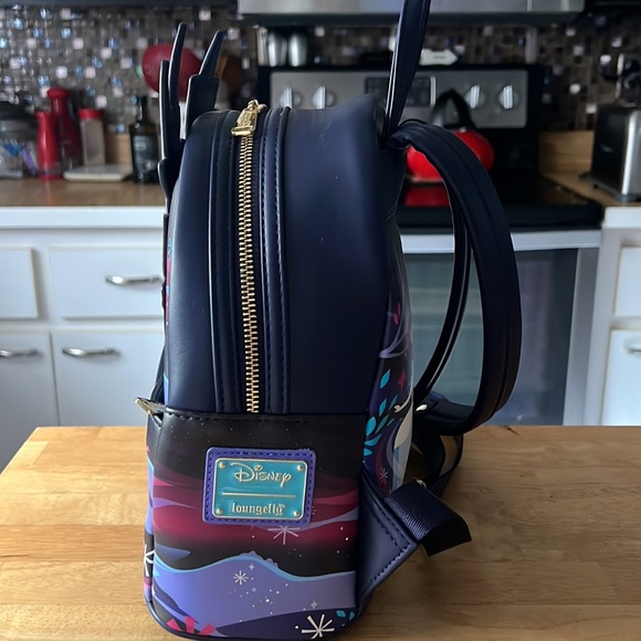 Cinderella Loungefly Castle Backpack - Picture 2 of 5